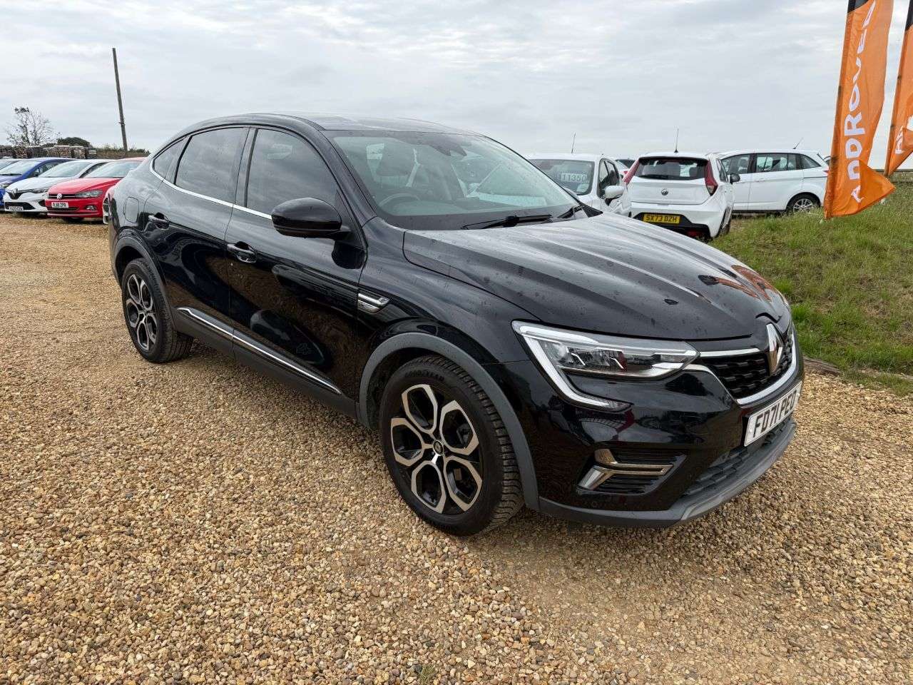 A 2022 RENAULT ARKANA 1.6 E-TECH S Edition SUV 5dr Petrol Hybrid Auto 2WD Euro 6 (s/s) (145 bhp) A 2022 RENAULT ARKANA 1.6 E-TECH S Edition SUV 5dr Petrol Hybrid Auto 2WD Euro 6 (s/s) (145 bhp)