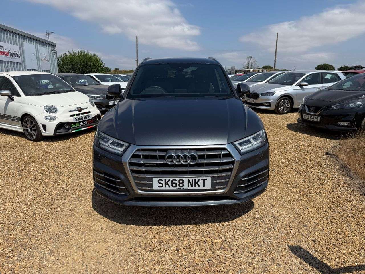 A 2018 AUDI Q5 2.0 TDI 40 S line SUV 5dr Diesel S Tronic quattro Euro 6 (s/s) (190 ps) A 2018 AUDI Q5 2.0 TDI 40 S line SUV 5dr Diesel S Tronic quattro Euro 6 (s/s) (190 ps)