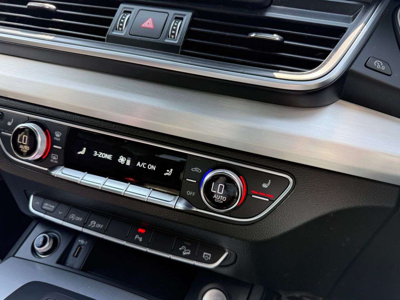 2018 AUDI Q5 2018 AUDI Q5