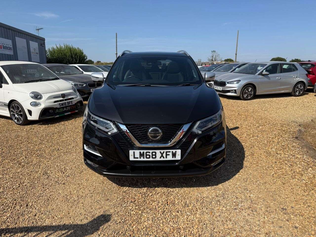 A 2018 NISSAN QASHQAI 1.3 DIG-T Tekna+ SUV 5dr Petrol Manual Euro 6 (s/s) (140 ps) A 2018 NISSAN QASHQAI 1.3 DIG-T Tekna+ SUV 5dr Petrol Manual Euro 6 (s/s) (140 ps)