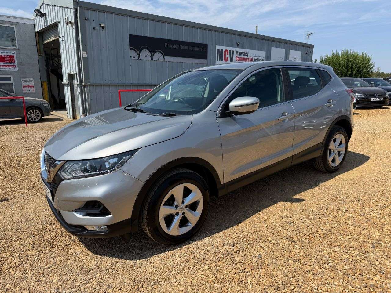 A 2019 NISSAN QASHQAI 1.3 DIG-T Acenta Premium SUV 5dr Petrol Manual Euro 6 (s/s) (140 ps) A 2019 NISSAN QASHQAI 1.3 DIG-T Acenta Premium SUV 5dr Petrol Manual Euro 6 (s/s) (140 ps)