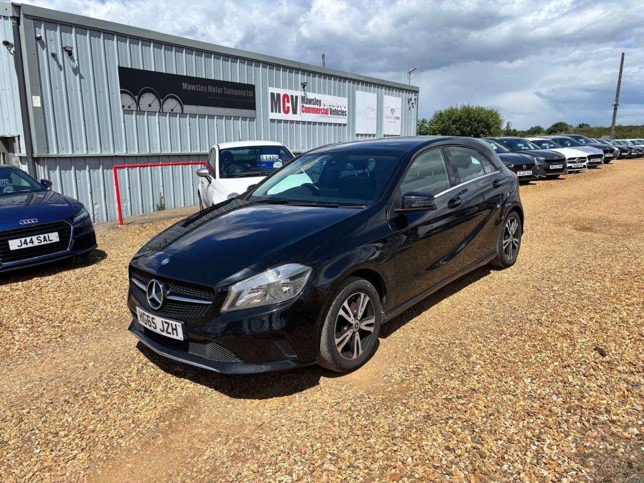 A 2016 MERCEDES-BENZ A-CLASS 1.6 A180 SE Hatchback 5dr Petrol 7G-DCT Euro 6 (s/s) (122 ps) A 2016 MERCEDES-BENZ A-CLASS 1.6 A180 SE Hatchback 5dr Petrol 7G-DCT Euro 6 (s/s) (122 ps)