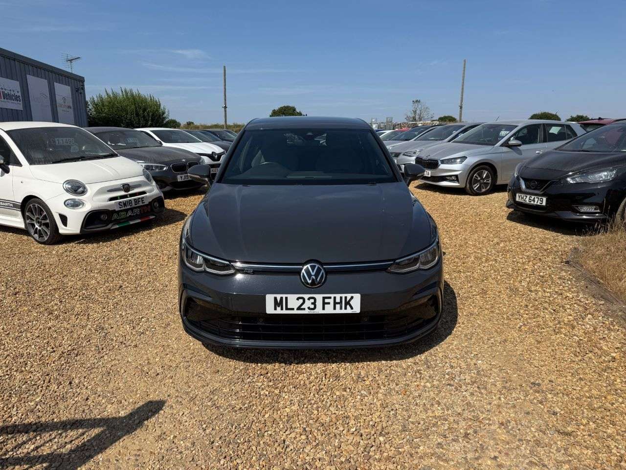 A 2023 VOLKSWAGEN GOLF 1.5 TSI R-Line Hatchback 5dr Petrol Manual Euro 6 (s/s) (130 ps) A 2023 VOLKSWAGEN GOLF 1.5 TSI R-Line Hatchback 5dr Petrol Manual Euro 6 (s/s) (130 ps)