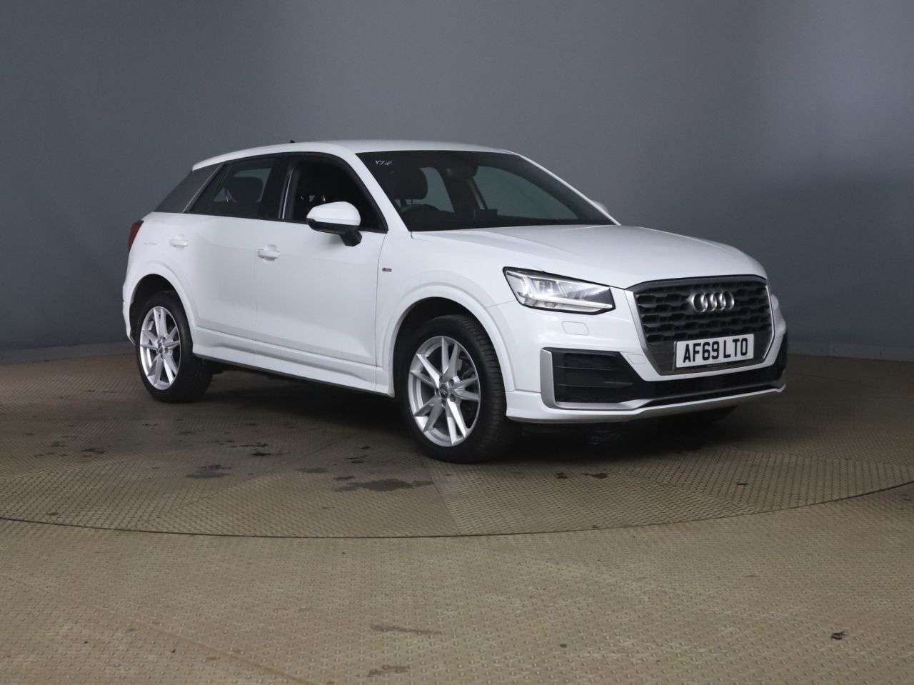 2019 AUDI Q2 2019 AUDI Q2