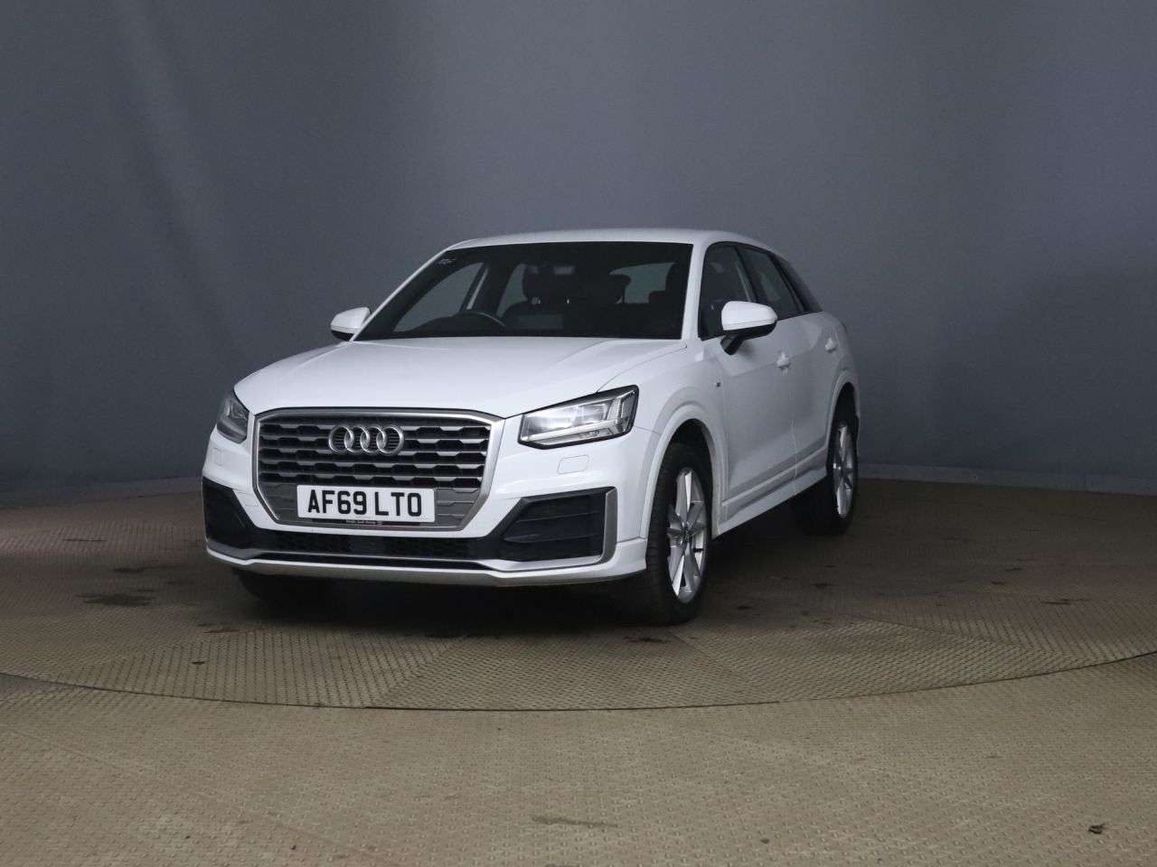 2019 AUDI Q2 2019 AUDI Q2