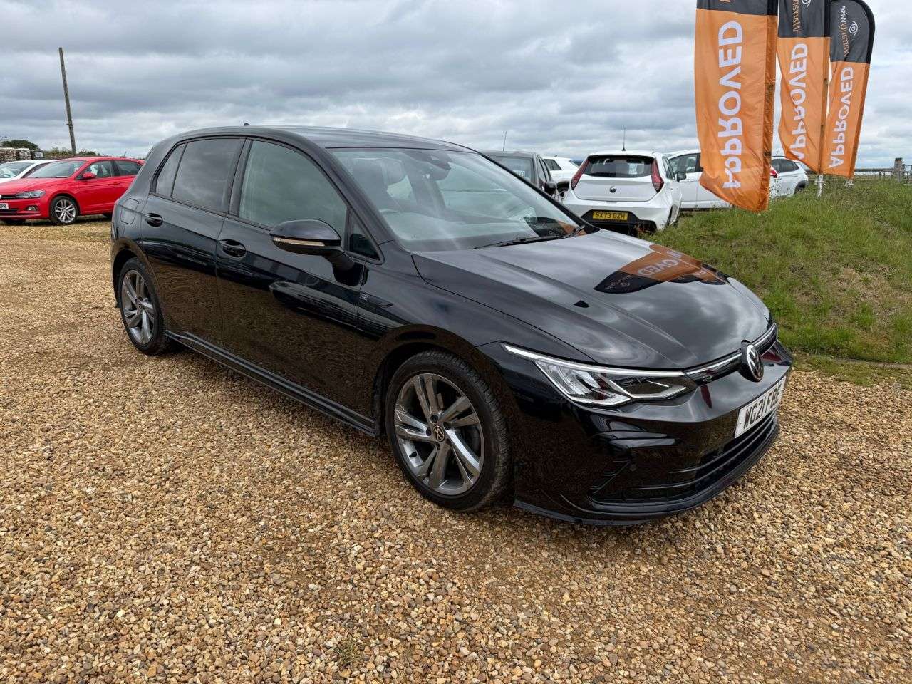 A 2021 VOLKSWAGEN GOLF 1.5 TSI R-Line Hatchback 5dr Petrol Manual Euro 6 (s/s) (150 ps) A 2021 VOLKSWAGEN GOLF 1.5 TSI R-Line Hatchback 5dr Petrol Manual Euro 6 (s/s) (150 ps)