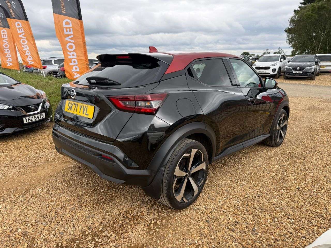 A 2021 NISSAN JUKE 1.0 DIG-T N-Connecta SUV 5dr Petrol Manual Euro 6 (s/s) (114 ps) A 2021 NISSAN JUKE 1.0 DIG-T N-Connecta SUV 5dr Petrol Manual Euro 6 (s/s) (114 ps)