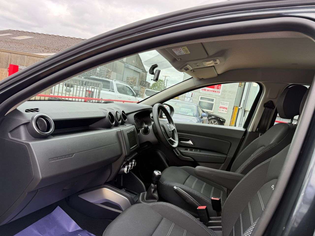 A 2019 DACIA DUSTER 1.5 Blue dCi Prestige SUV 5dr Diesel Manual Euro 6 (s/s) (115 ps) A 2019 DACIA DUSTER 1.5 Blue dCi Prestige SUV 5dr Diesel Manual Euro 6 (s/s) (115 ps)