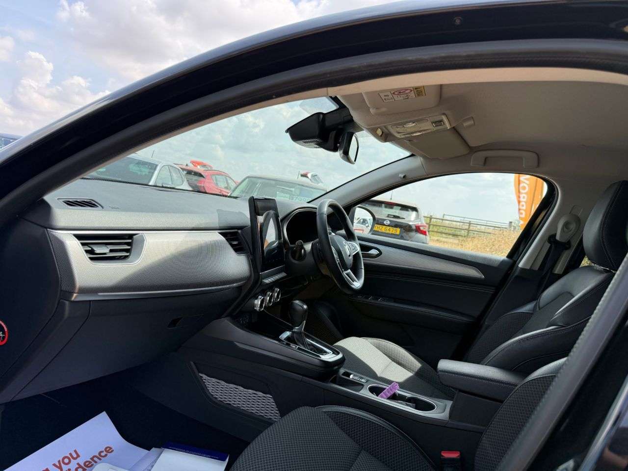 A 2023 RENAULT ARKANA 1.3 MHEV techno SUV 5dr Petrol EDC 2WD Euro 6 (s/s) (140 ps) A 2023 RENAULT ARKANA 1.3 MHEV techno SUV 5dr Petrol EDC 2WD Euro 6 (s/s) (140 ps)