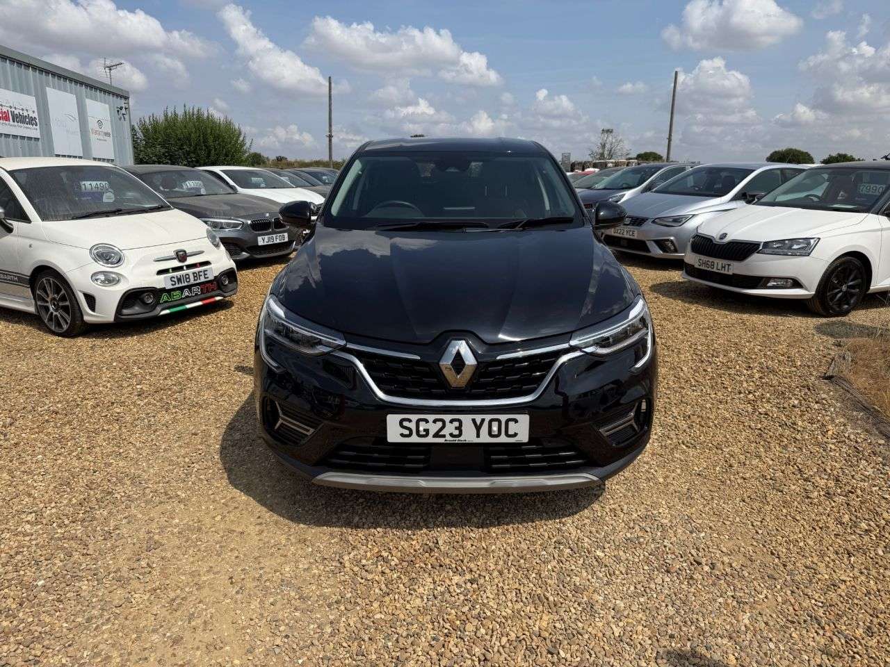 A 2023 RENAULT ARKANA 1.3 MHEV techno SUV 5dr Petrol EDC 2WD Euro 6 (s/s) (140 ps) A 2023 RENAULT ARKANA 1.3 MHEV techno SUV 5dr Petrol EDC 2WD Euro 6 (s/s) (140 ps)