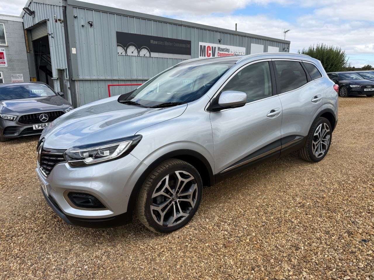 A 2019 RENAULT KADJAR 1.3 TCe GT Line SUV 5dr Petrol Manual Euro 6 (s/s) (140 ps) A 2019 RENAULT KADJAR 1.3 TCe GT Line SUV 5dr Petrol Manual Euro 6 (s/s) (140 ps)