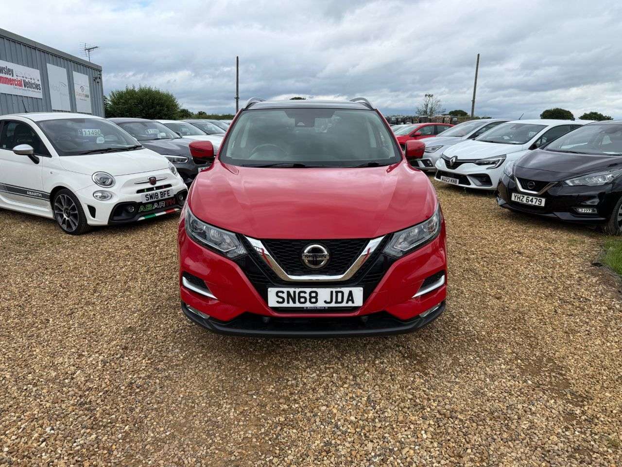 A 2019 NISSAN QASHQAI 1.3 DIG-T N-Connecta SUV 5dr Petrol Manual Euro 6 (s/s) (140 ps) A 2019 NISSAN QASHQAI 1.3 DIG-T N-Connecta SUV 5dr Petrol Manual Euro 6 (s/s) (140 ps)