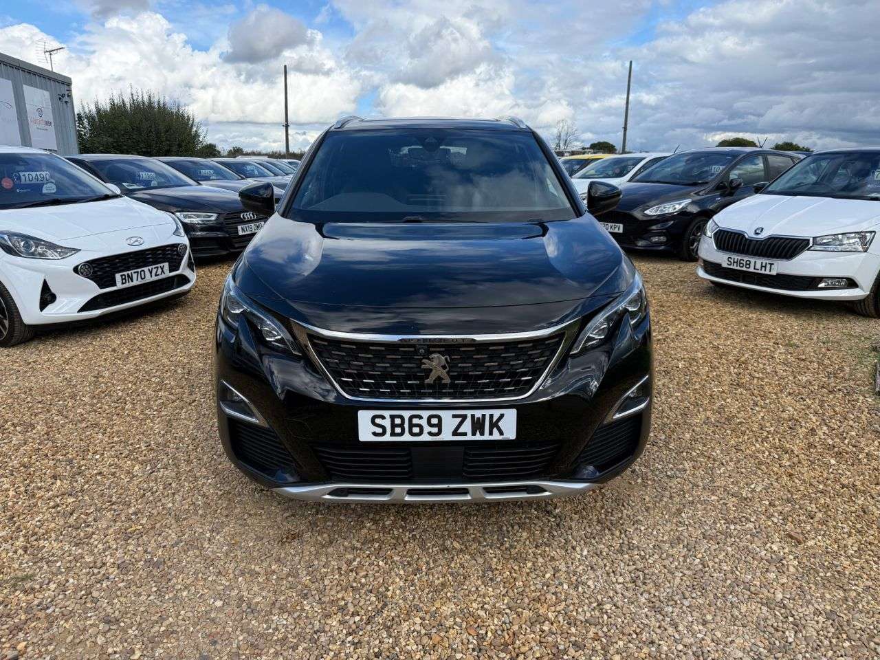 A 2020 PEUGEOT 3008 1.6 13.2kWh GT SUV 5dr Petrol Plug-in Hybrid e-EAT 4WD Euro 6 (s/s) (300 ps A 2020 PEUGEOT 3008 1.6 13.2kWh GT SUV 5dr Petrol Plug-in Hybrid e-EAT 4WD Euro 6 (s/s) (300 ps
