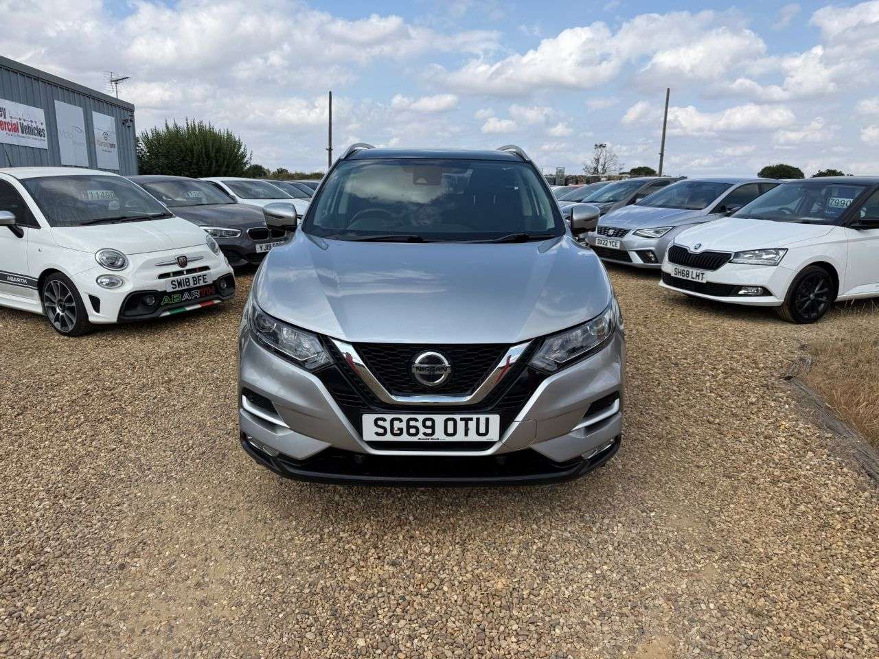 A 2019 NISSAN QASHQAI 1.5 dCi N-Connecta SUV 5dr Diesel Manual Euro 6 (s/s) (115 ps) A 2019 NISSAN QASHQAI 1.5 dCi N-Connecta SUV 5dr Diesel Manual Euro 6 (s/s) (115 ps)