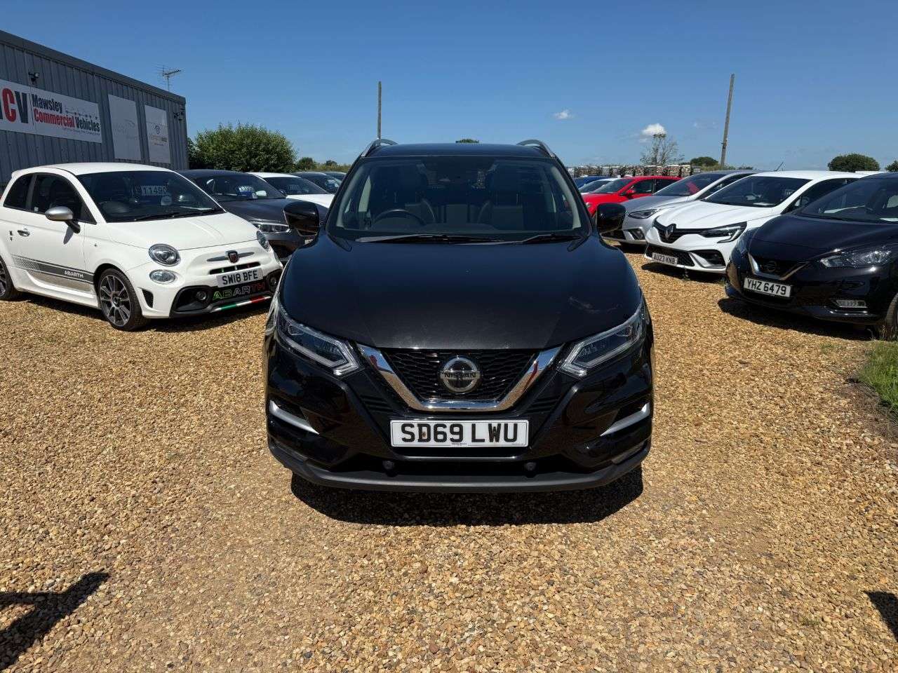 A 2019 NISSAN QASHQAI 1.3 DIG-T Tekna SUV 5dr Petrol Manual Euro 6 (s/s) (140 ps) A 2019 NISSAN QASHQAI 1.3 DIG-T Tekna SUV 5dr Petrol Manual Euro 6 (s/s) (140 ps)
