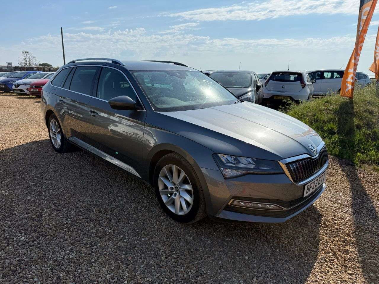 A 2022 SKODA SUPERB 1.4 TSI iV 13kWh SE Technology Estate 5dr Petrol Plug-in Hybrid DSG Euro 6 A 2022 SKODA SUPERB 1.4 TSI iV 13kWh SE Technology Estate 5dr Petrol Plug-in Hybrid DSG Euro 6