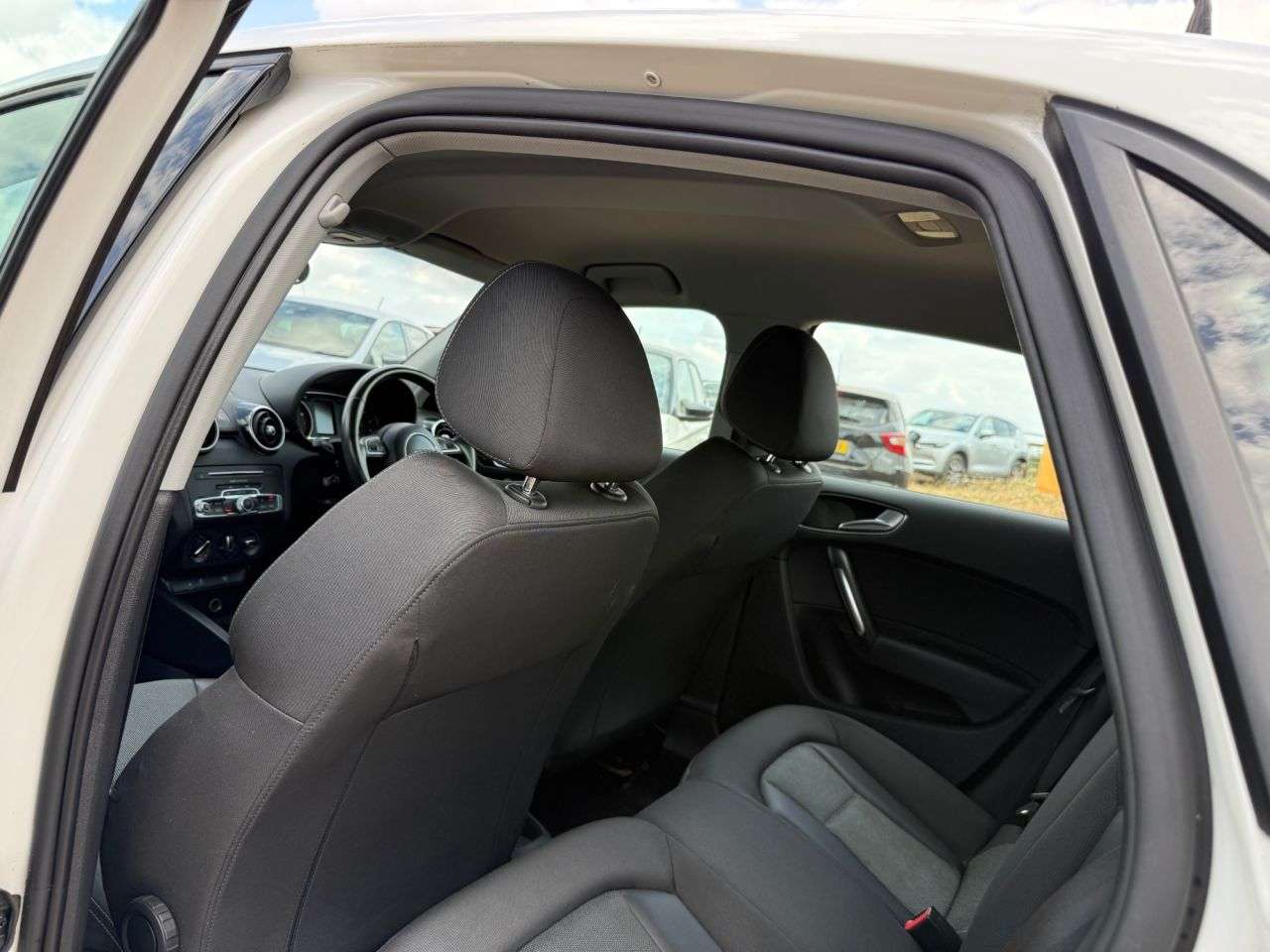 2018 AUDI A1 2018 AUDI A1