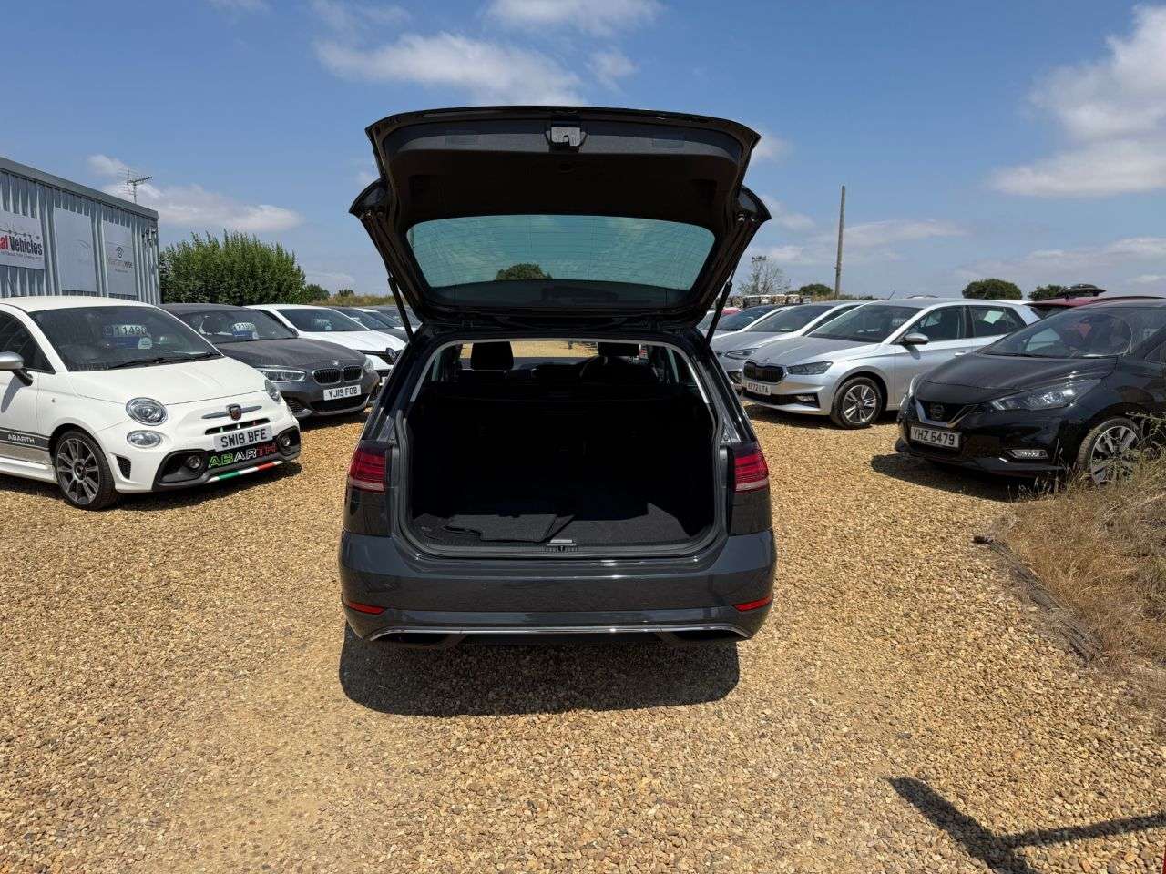 2019 VOLKSWAGEN GOLF 2019 VOLKSWAGEN GOLF