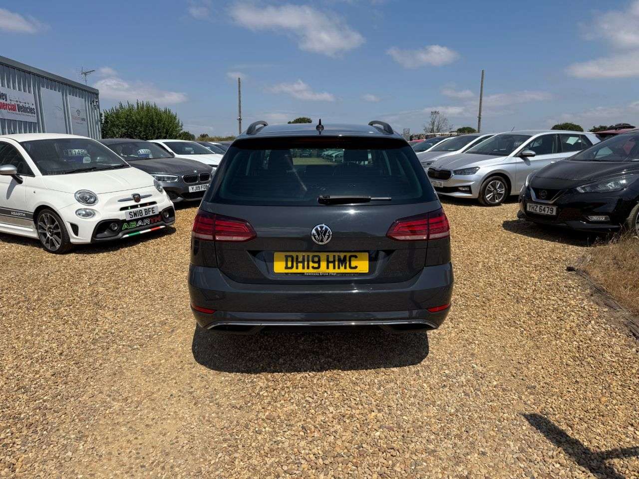 2019 VOLKSWAGEN GOLF 2019 VOLKSWAGEN GOLF
