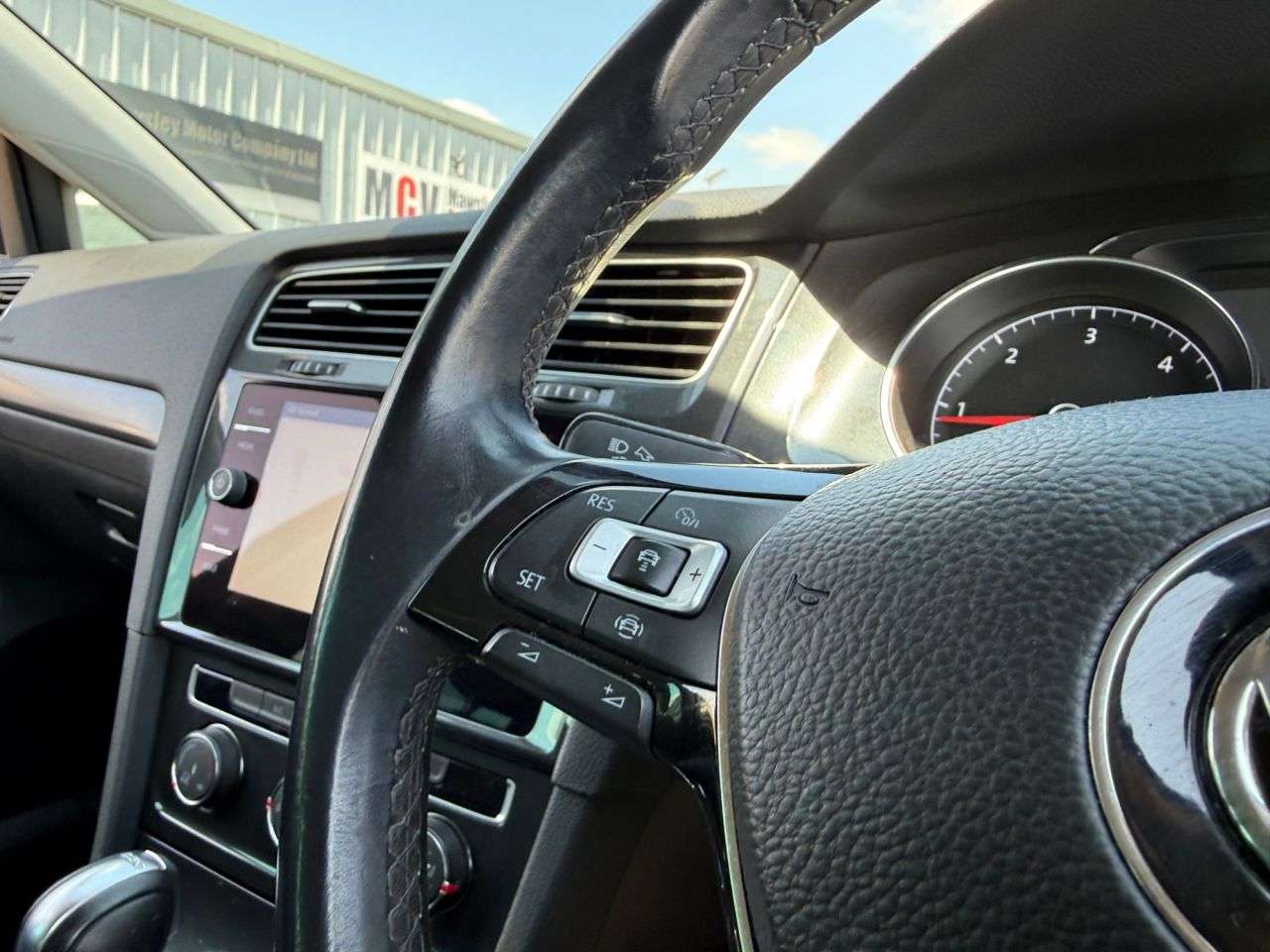 2019 VOLKSWAGEN GOLF 2019 VOLKSWAGEN GOLF