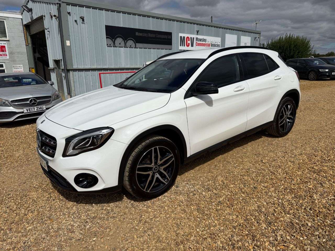 A 2019 MERCEDES-BENZ GLA 1.6 GLA180 Urban Edition SUV 5dr Petrol Manual Euro 6 (s/s) (122 ps) A 2019 MERCEDES-BENZ GLA 1.6 GLA180 Urban Edition SUV 5dr Petrol Manual Euro 6 (s/s) (122 ps)