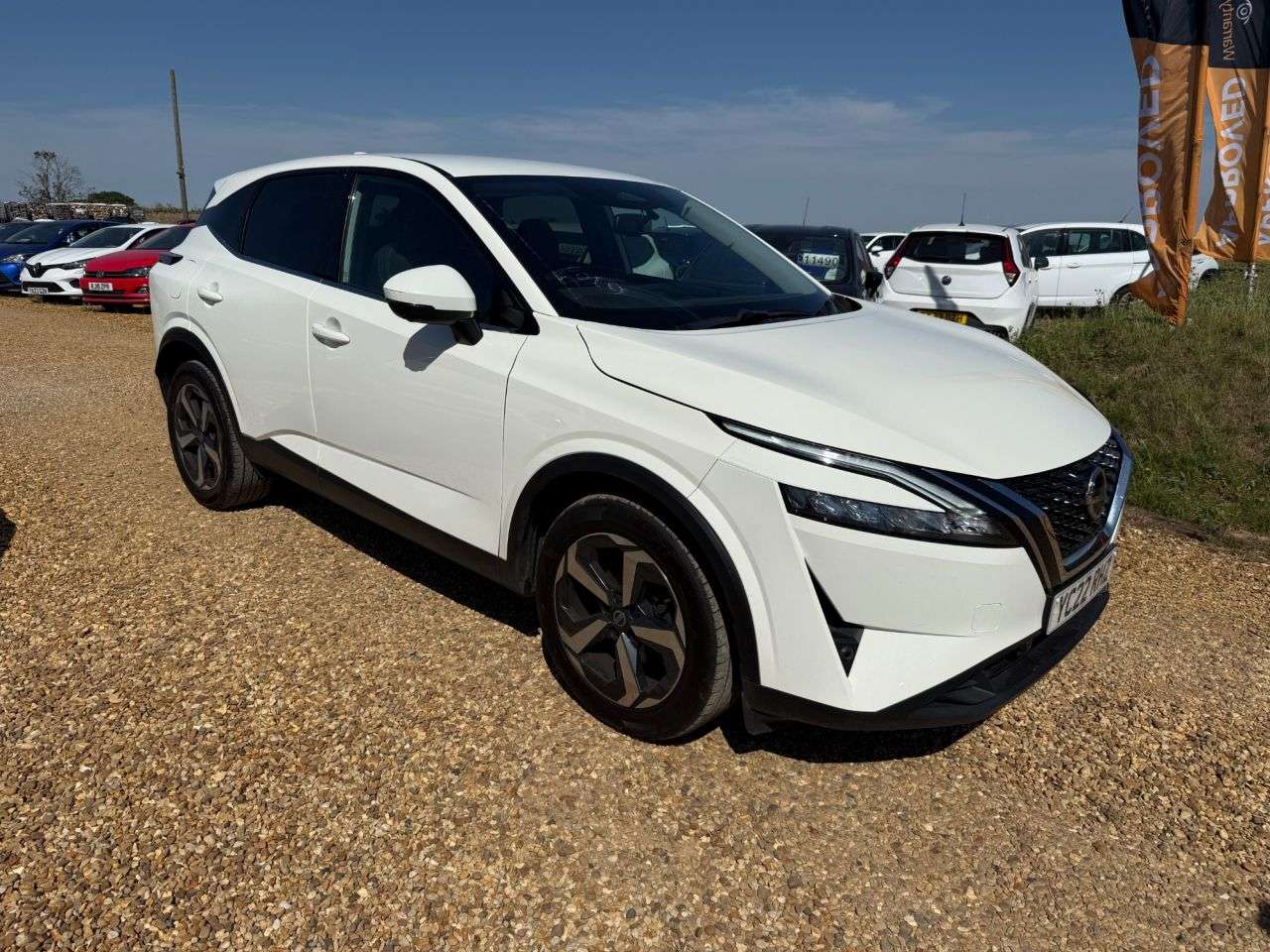 A 2022 NISSAN QASHQAI 1.3 DIG-T MHEV N-Connecta SUV 5dr Petrol Hybrid Manual Euro 6 (s/s) (140 ps A 2022 NISSAN QASHQAI 1.3 DIG-T MHEV N-Connecta SUV 5dr Petrol Hybrid Manual Euro 6 (s/s) (140 ps