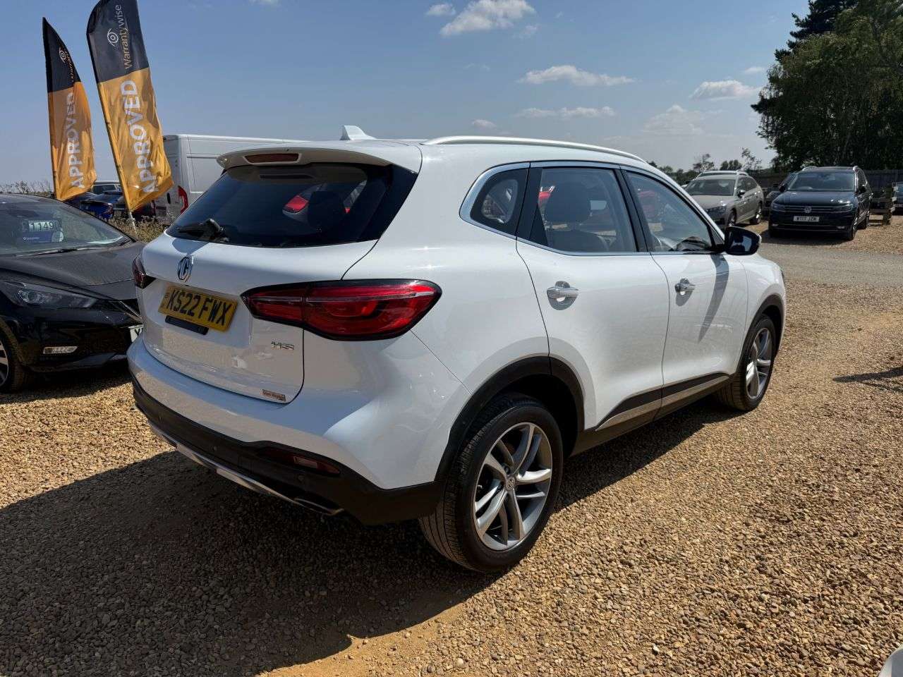 A 2022 MG MG HS 1.5 T-GDI Excite SUV 5dr Petrol DCT Euro 6 (s/s) (162 ps) A 2022 MG MG HS 1.5 T-GDI Excite SUV 5dr Petrol DCT Euro 6 (s/s) (162 ps)