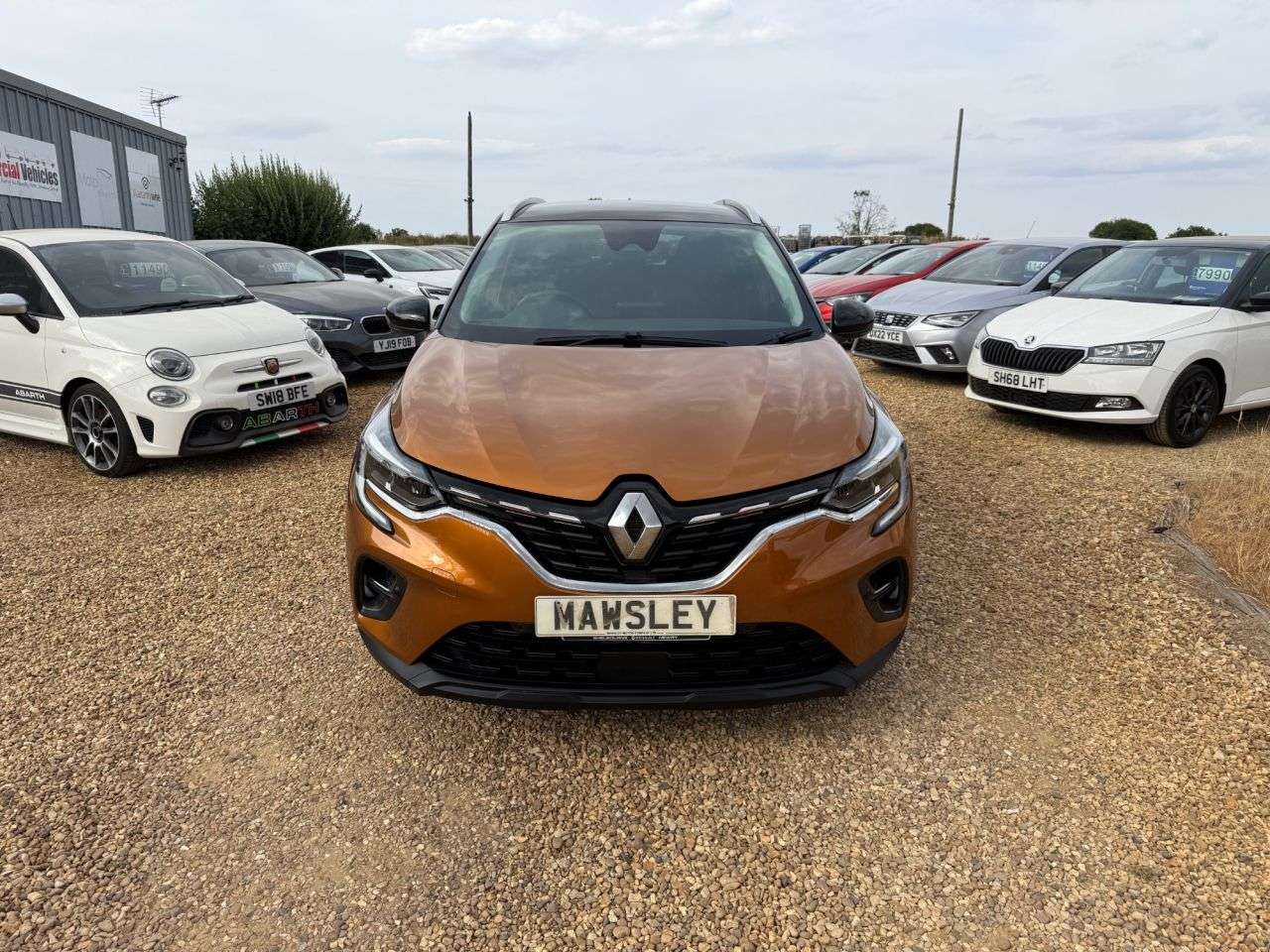 A 2020 RENAULT CAPTUR 1.3 TCe S Edition SUV 5dr Petrol EDC Euro 6 (s/s) (130 ps) A 2020 RENAULT CAPTUR 1.3 TCe S Edition SUV 5dr Petrol EDC Euro 6 (s/s) (130 ps)