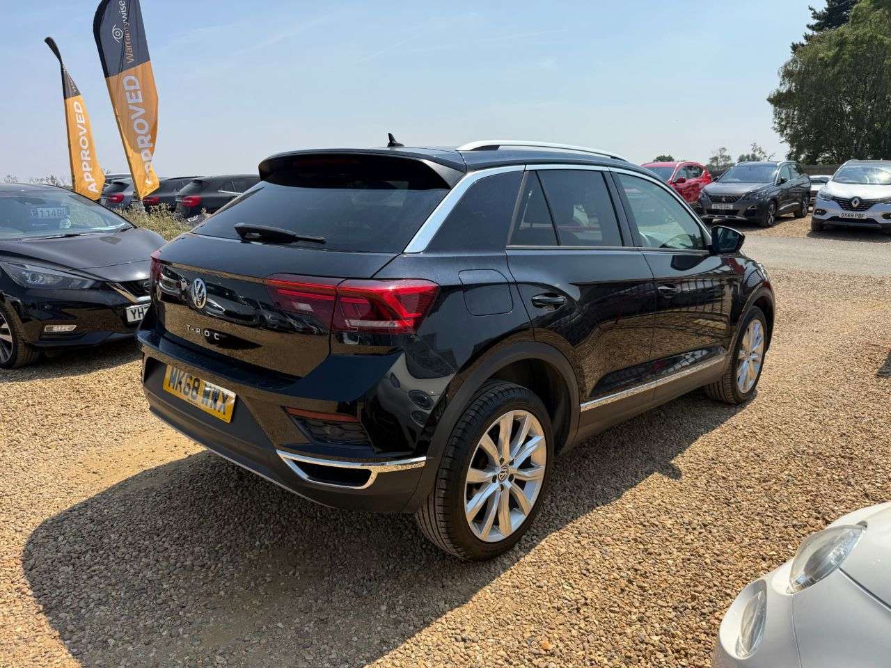 A 2018 VOLKSWAGEN T-ROC 1.6 TDI SEL SUV 5dr Diesel Manual Euro 6 (s/s) (115 ps) A 2018 VOLKSWAGEN T-ROC 1.6 TDI SEL SUV 5dr Diesel Manual Euro 6 (s/s) (115 ps)