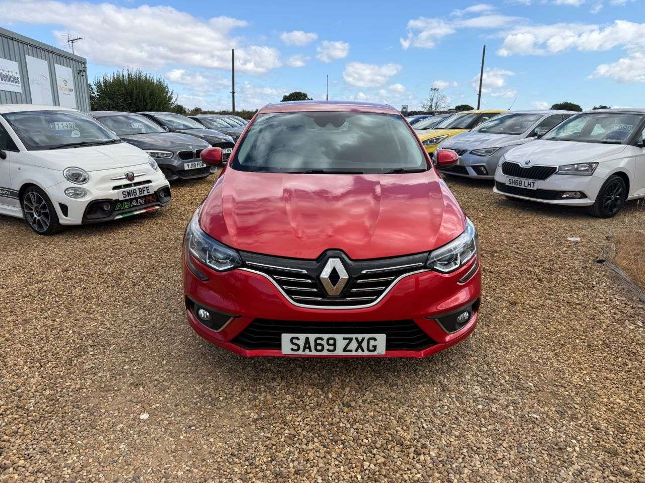 A 2019 RENAULT MEGANE 1.3 TCe Iconic Hatchback 5dr Petrol Manual Euro 6 (s/s) (140 ps) A 2019 RENAULT MEGANE 1.3 TCe Iconic Hatchback 5dr Petrol Manual Euro 6 (s/s) (140 ps)