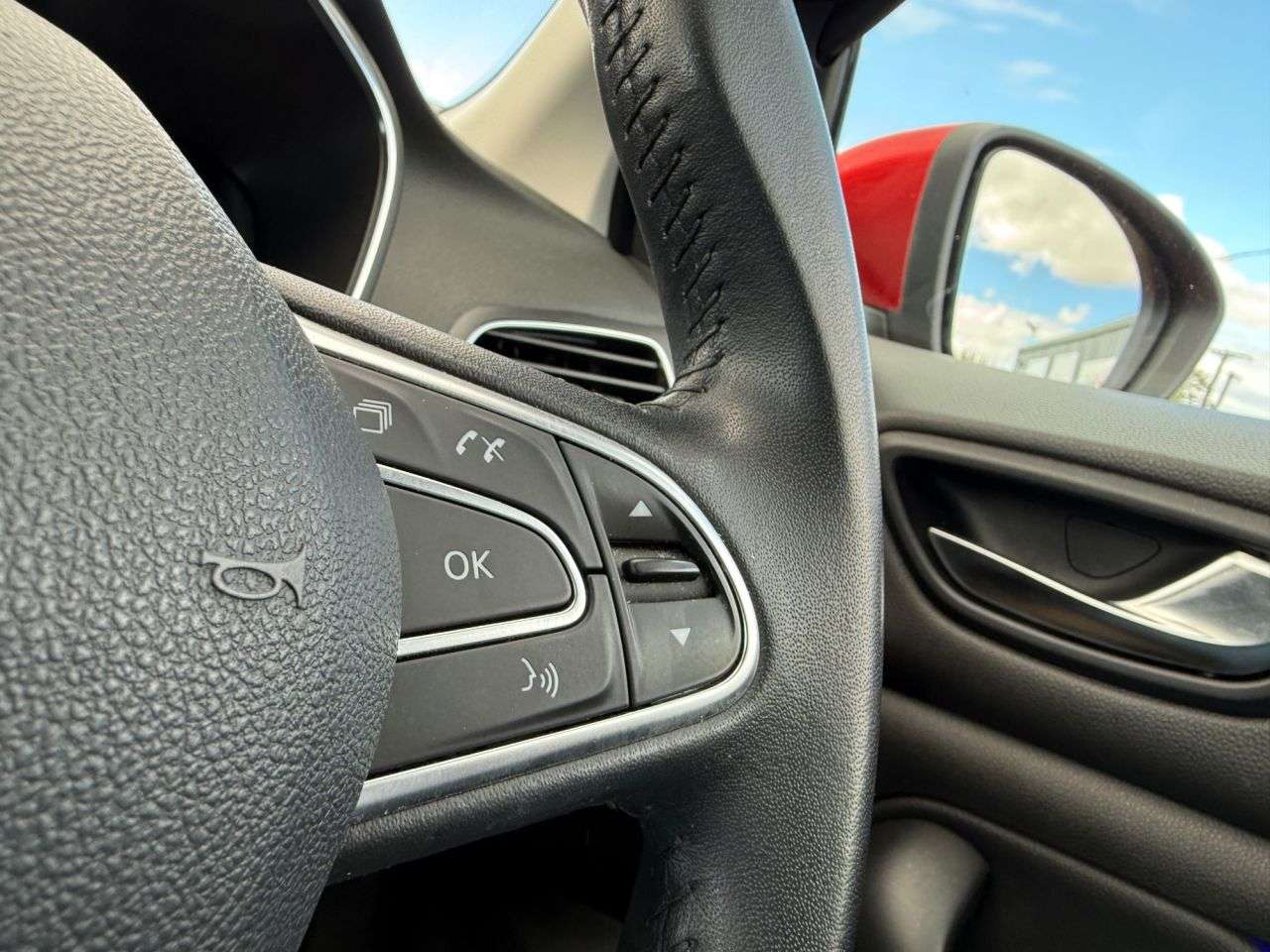 2019 RENAULT MEGANE 2019 RENAULT MEGANE