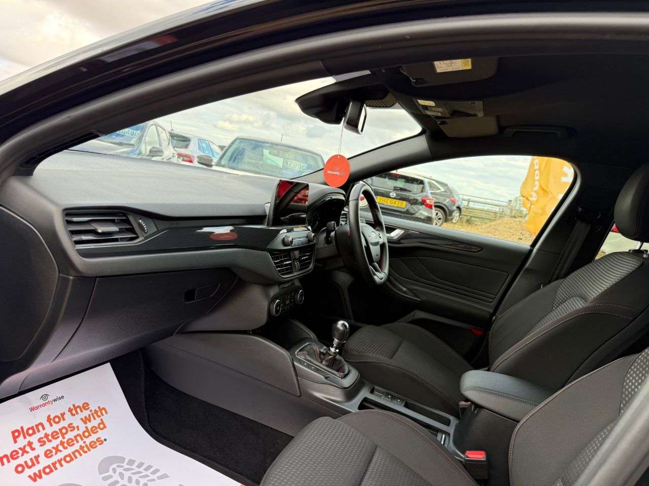 A 2021 FORD FOCUS 1.0T EcoBoost MHEV ST-Line Edition Hatchback 5dr Petrol Manual Euro 6 (s/s) A 2021 FORD FOCUS 1.0T EcoBoost MHEV ST-Line Edition Hatchback 5dr Petrol Manual Euro 6 (s/s)