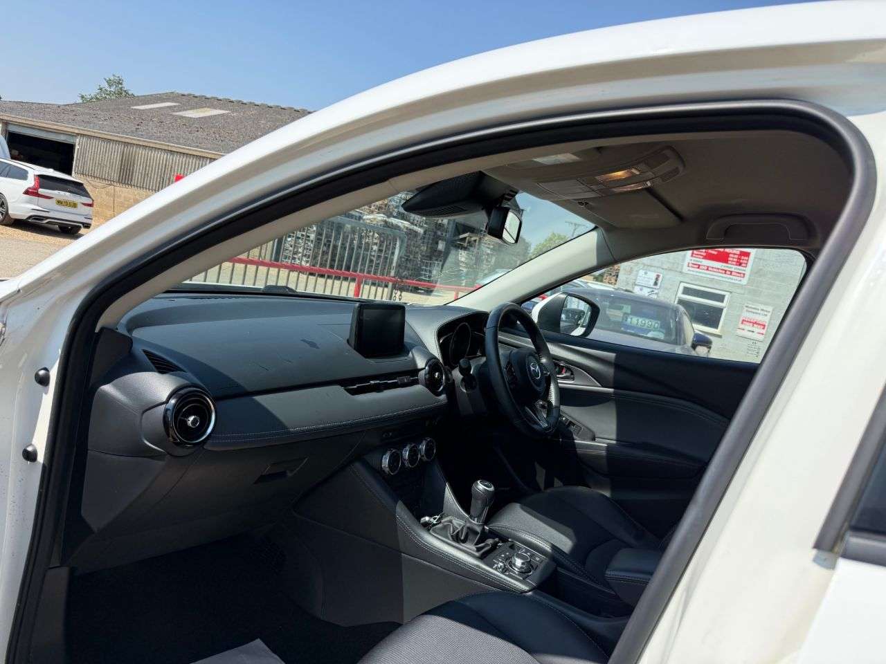 A 2019 MAZDA CX-3 2.0 SKYACTIV-G Sport Nav+ SUV 5dr Petrol Manual Euro 6 (s/s) (121 ps) A 2019 MAZDA CX-3 2.0 SKYACTIV-G Sport Nav+ SUV 5dr Petrol Manual Euro 6 (s/s) (121 ps)