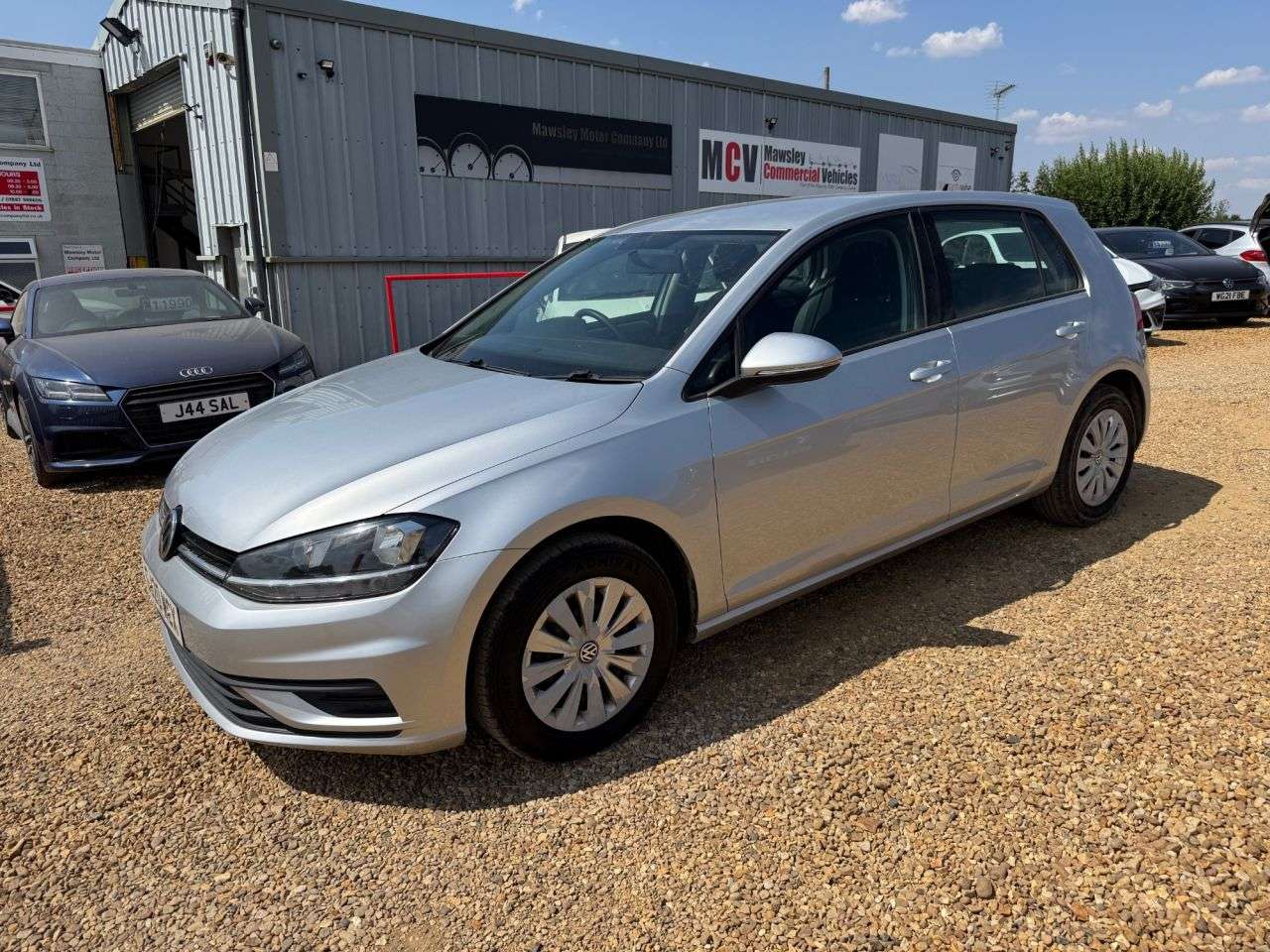 2020 VOLKSWAGEN GOLF 2020 VOLKSWAGEN GOLF