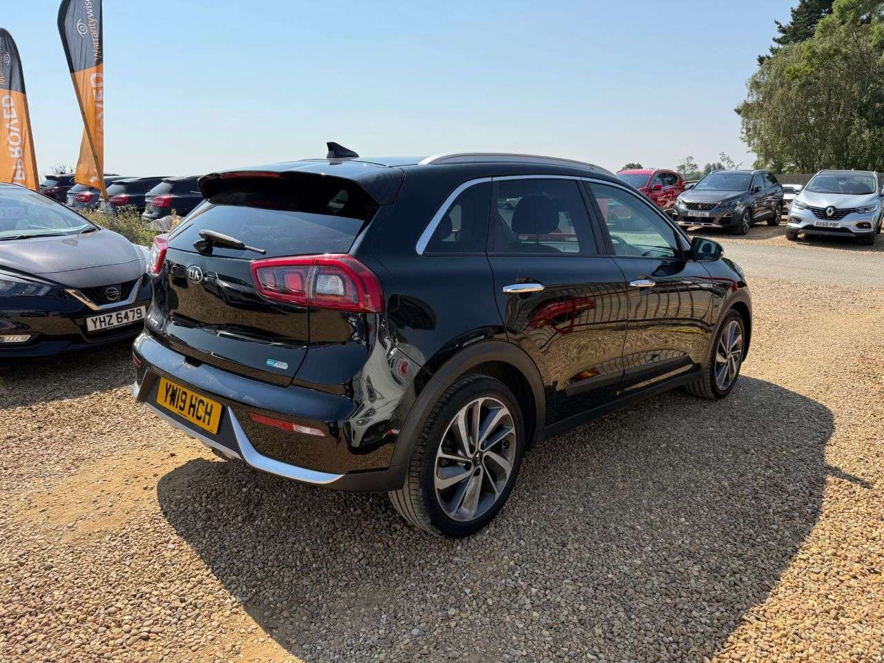 A 2019 KIA NIRO 1.6h GDi GPF 3 SUV 5dr Petrol Hybrid DCT Euro 6 (s/s) ( 16in Alloy) (139 bh A 2019 KIA NIRO 1.6h GDi GPF 3 SUV 5dr Petrol Hybrid DCT Euro 6 (s/s) ( 16in Alloy) (139 bh