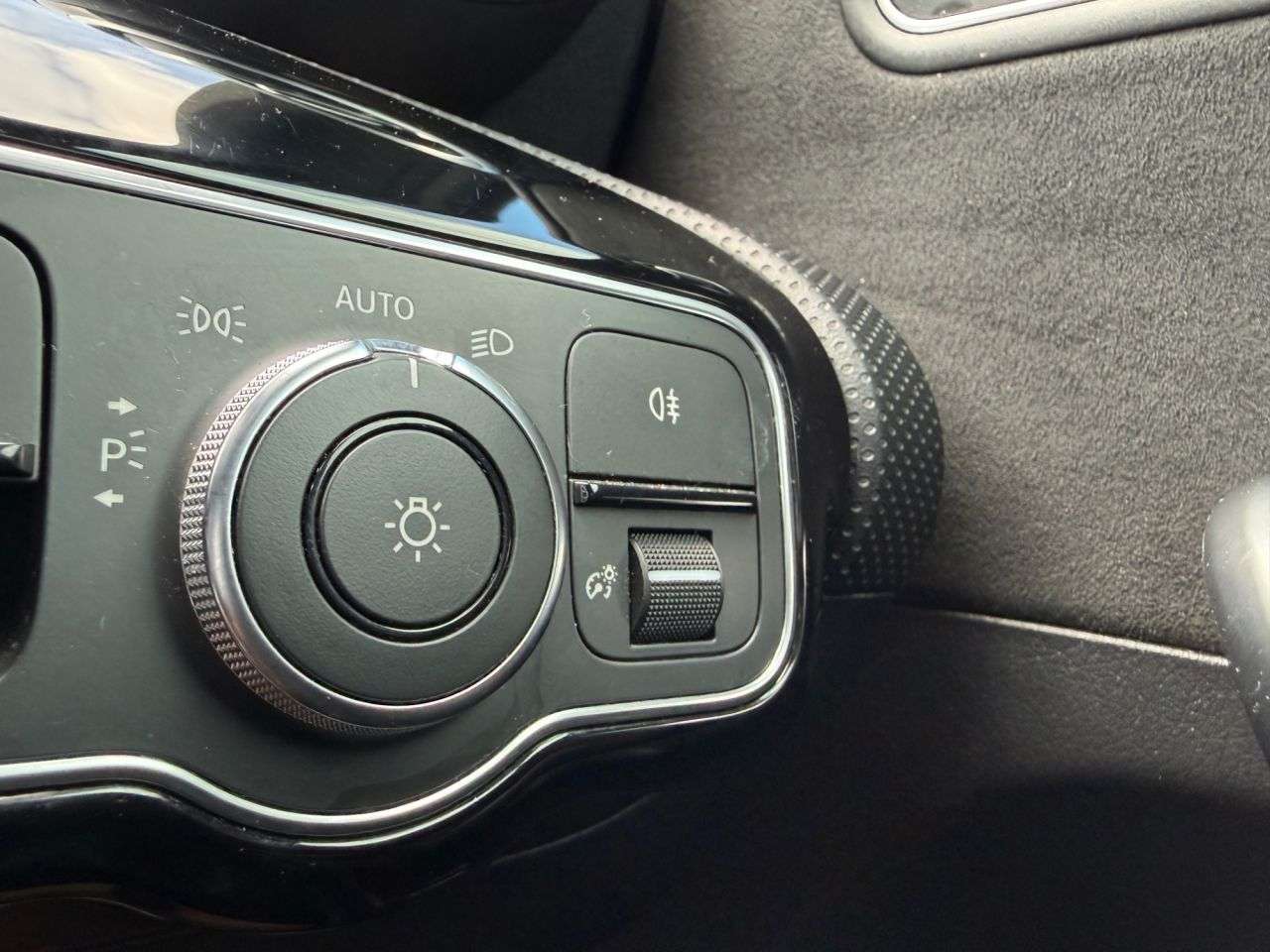 2018 MERCEDES-BENZ A CLASS 2018 MERCEDES-BENZ A CLASS