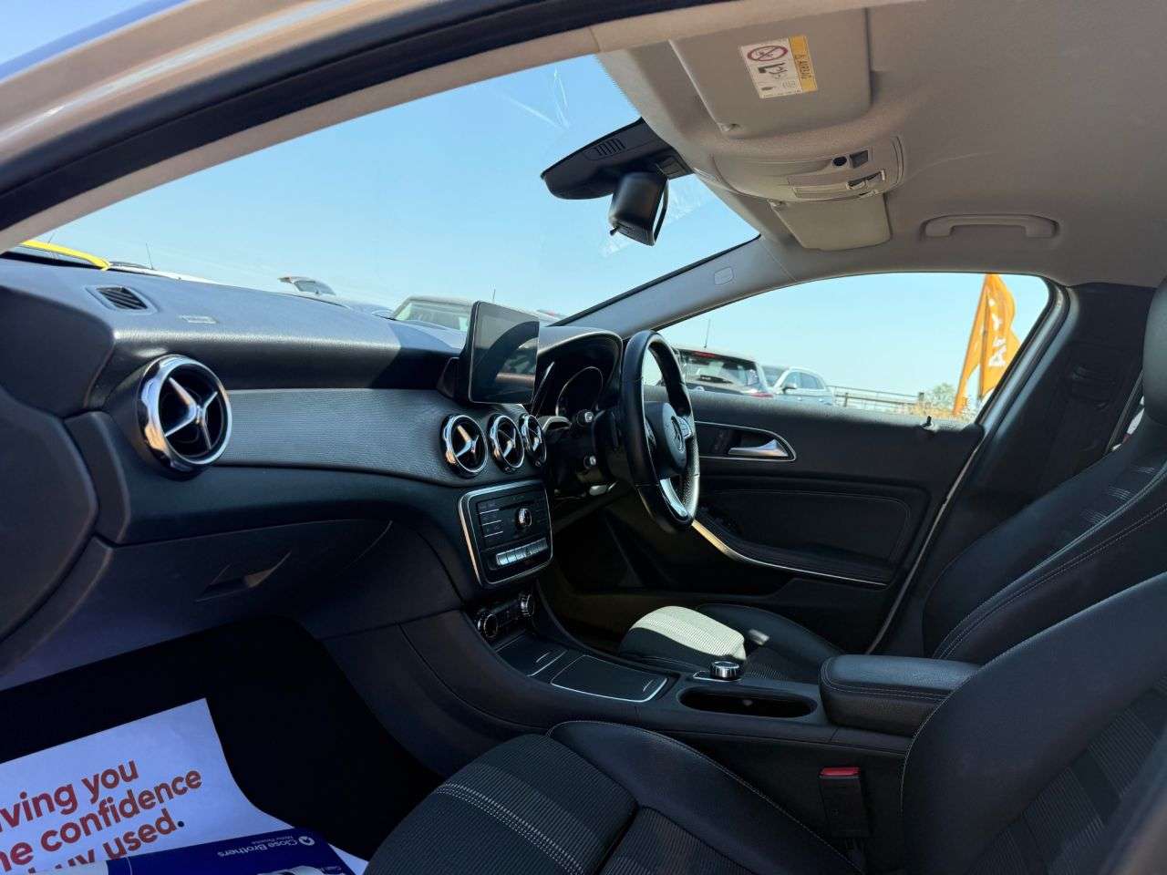A 2018 MERCEDES-BENZ GLA 1.6 GLA180 Urban Edition SUV 5dr Petrol 7G-DCT Euro 6 (s/s) (122 ps) A 2018 MERCEDES-BENZ GLA 1.6 GLA180 Urban Edition SUV 5dr Petrol 7G-DCT Euro 6 (s/s) (122 ps)