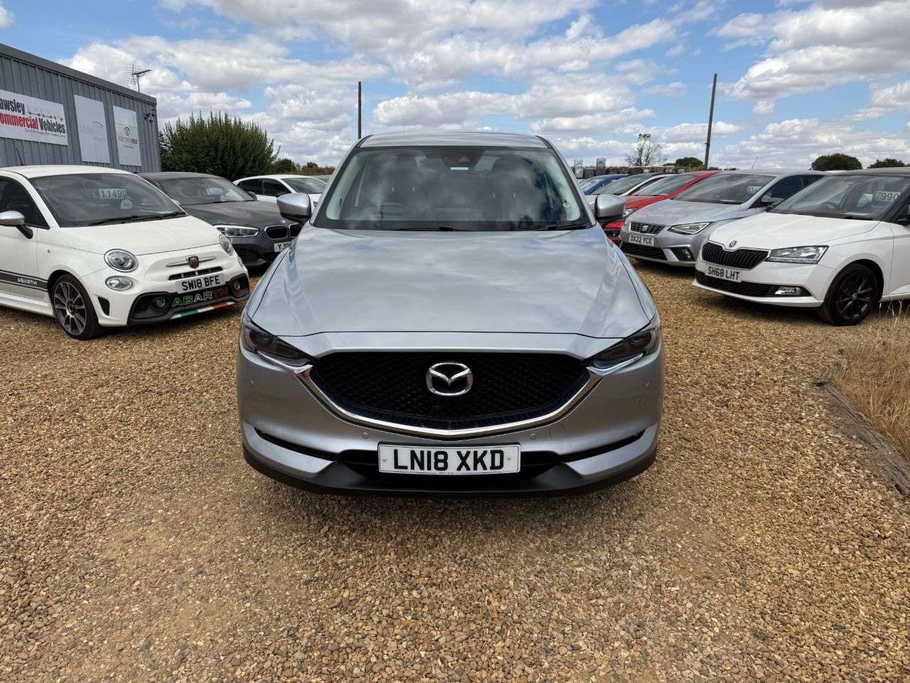 A 2018 MAZDA CX-5 2.0 SKYACTIV-G Sport Nav SUV 5dr Petrol Manual Euro 6 (s/s) (165 ps) A 2018 MAZDA CX-5 2.0 SKYACTIV-G Sport Nav SUV 5dr Petrol Manual Euro 6 (s/s) (165 ps)
