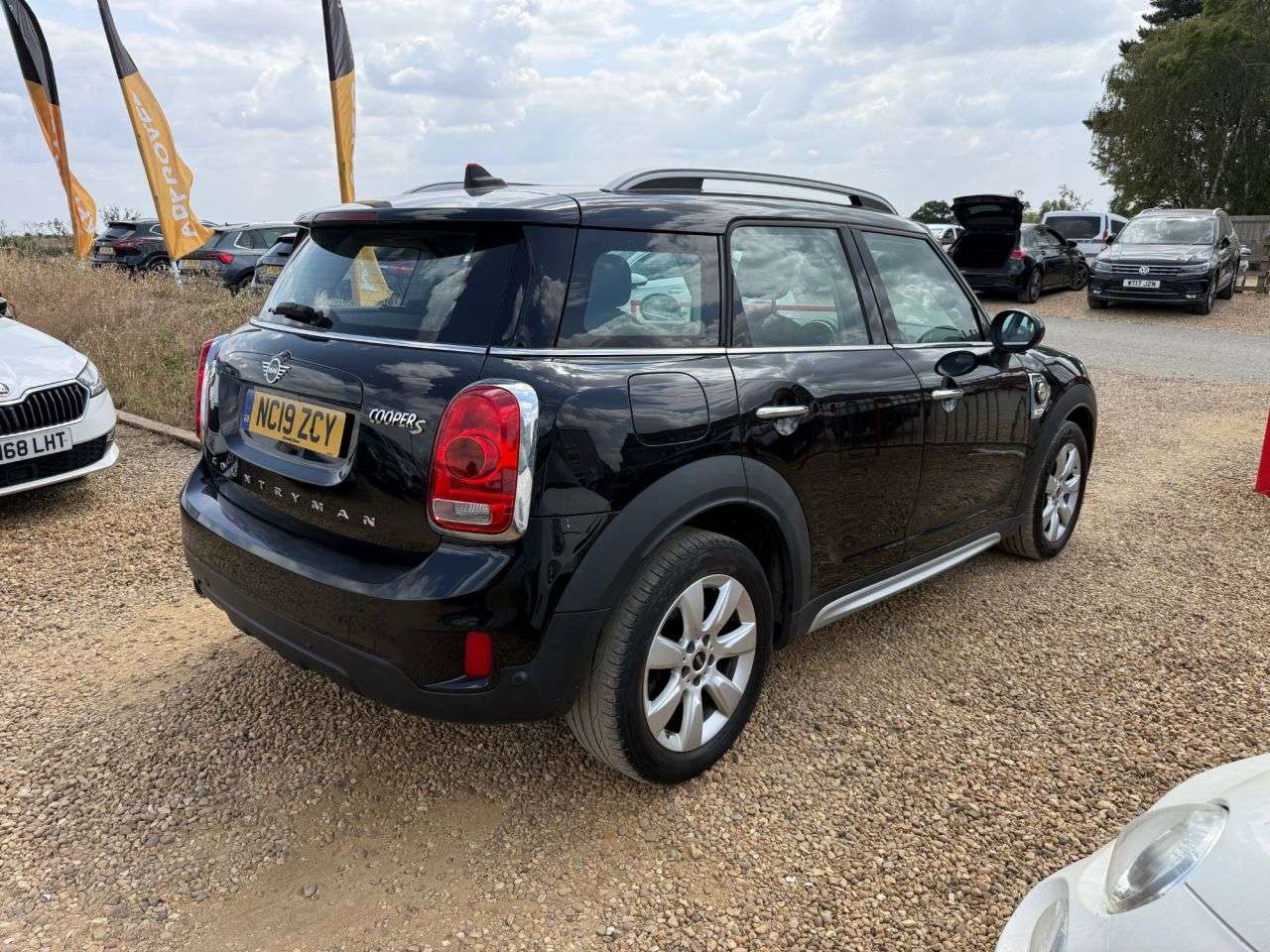 A 2019 MINI COUNTRYMAN 1.5 7.6kWh GPF Cooper SE SUV 5dr Petrol Plug-in Hybrid Auto ALL4 Euro 6 (s/ A 2019 MINI COUNTRYMAN 1.5 7.6kWh GPF Cooper SE SUV 5dr Petrol Plug-in Hybrid Auto ALL4 Euro 6 (s/