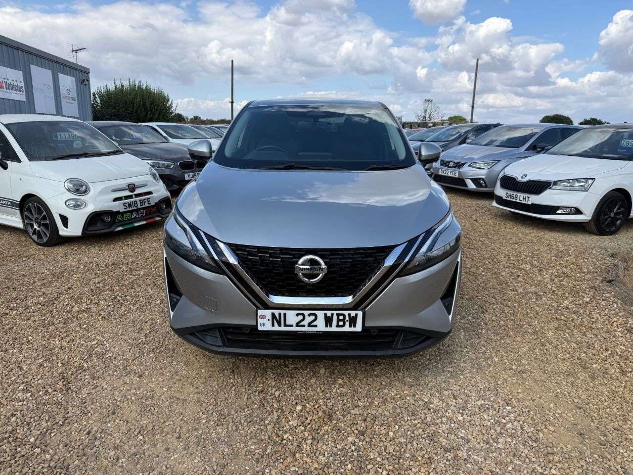 A 2022 NISSAN QASHQAI 1.3 DIG-T MHEV N-Connecta SUV 5dr Petrol Hybrid Manual Euro 6 (s/s) (140 ps A 2022 NISSAN QASHQAI 1.3 DIG-T MHEV N-Connecta SUV 5dr Petrol Hybrid Manual Euro 6 (s/s) (140 ps