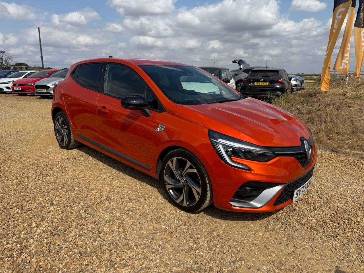 A 2023 RENAULT CLIO 1.0 TCe RS Line Hatchback 5dr Petrol Manual Euro 6 (s/s) (90 ps) A 2023 RENAULT CLIO 1.0 TCe RS Line Hatchback 5dr Petrol Manual Euro 6 (s/s) (90 ps)