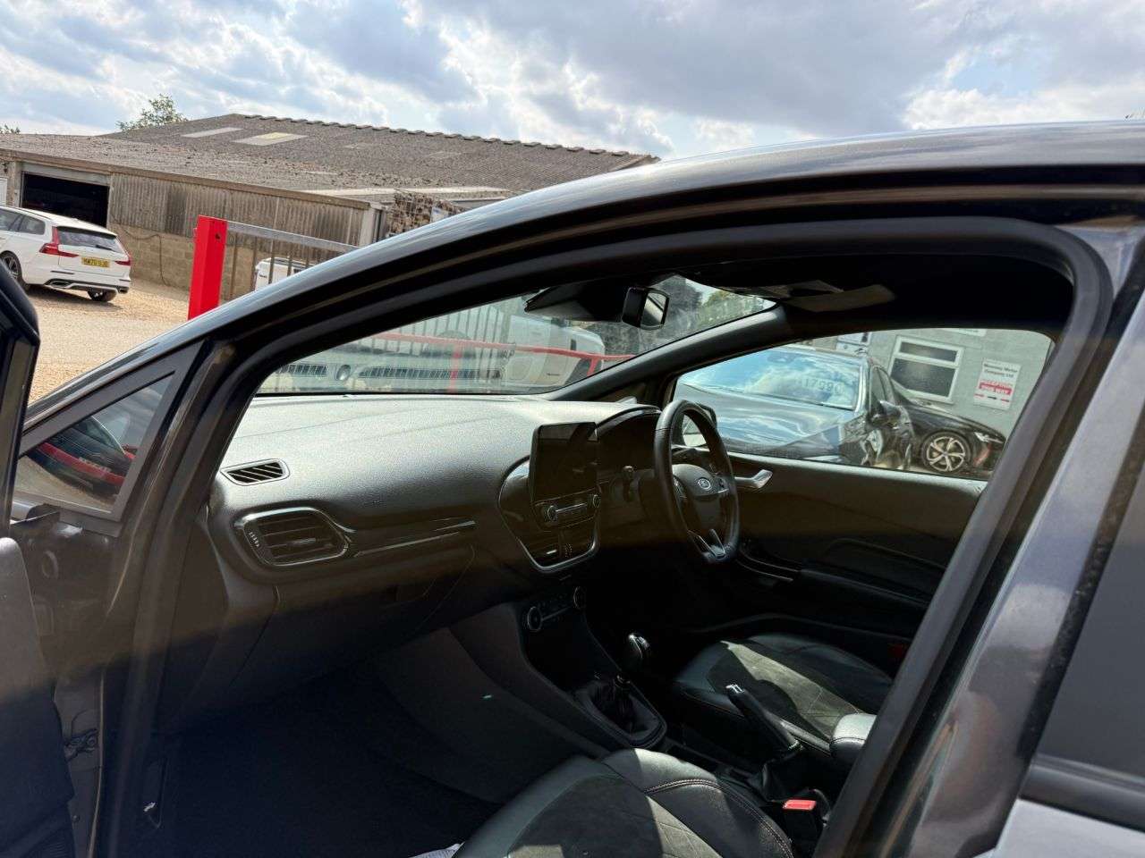 A 2023 FORD FIESTA 1.0T EcoBoost ST-Line X Hatchback 5dr Petrol Manual Euro 6 (s/s) (100 ps) A 2023 FORD FIESTA 1.0T EcoBoost ST-Line X Hatchback 5dr Petrol Manual Euro 6 (s/s) (100 ps)