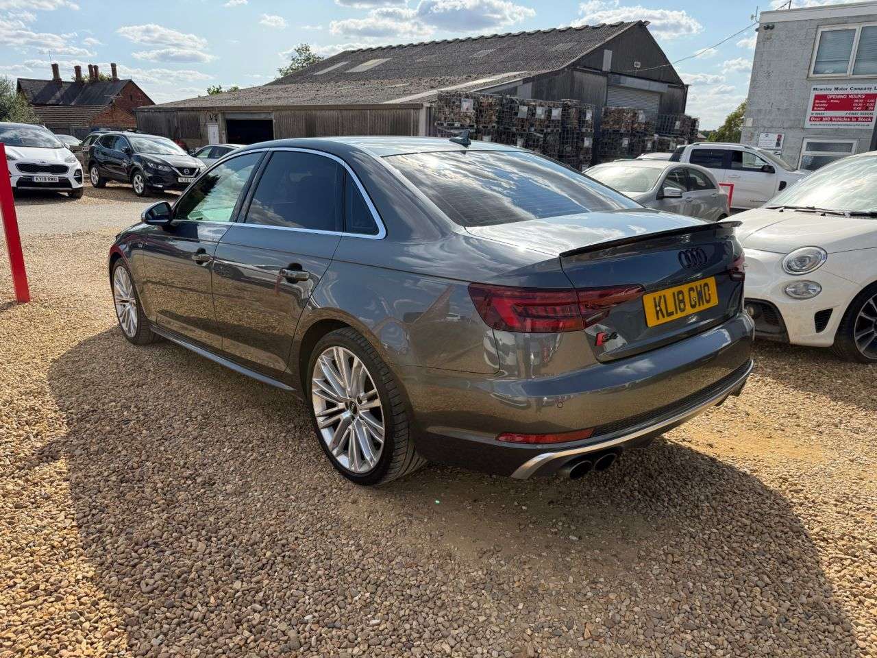 2018 AUDI S4 2018 AUDI S4