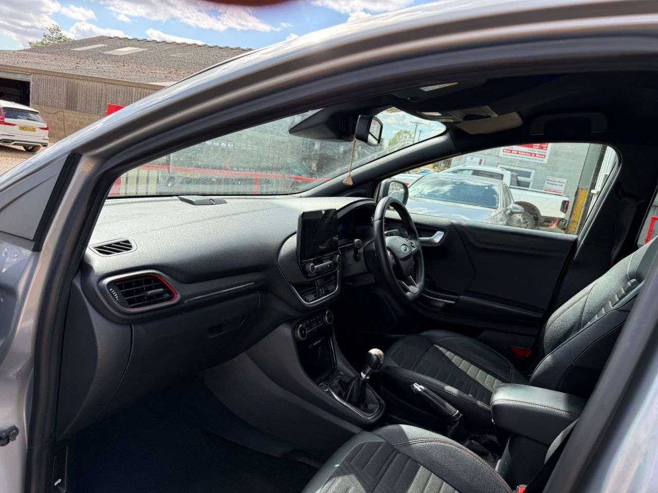 A 2021 FORD PUMA 1.0T EcoBoost MHEV ST-Line X SUV 5dr Petrol Manual Euro 6 (s/s) (125 ps) A 2021 FORD PUMA 1.0T EcoBoost MHEV ST-Line X SUV 5dr Petrol Manual Euro 6 (s/s) (125 ps)
