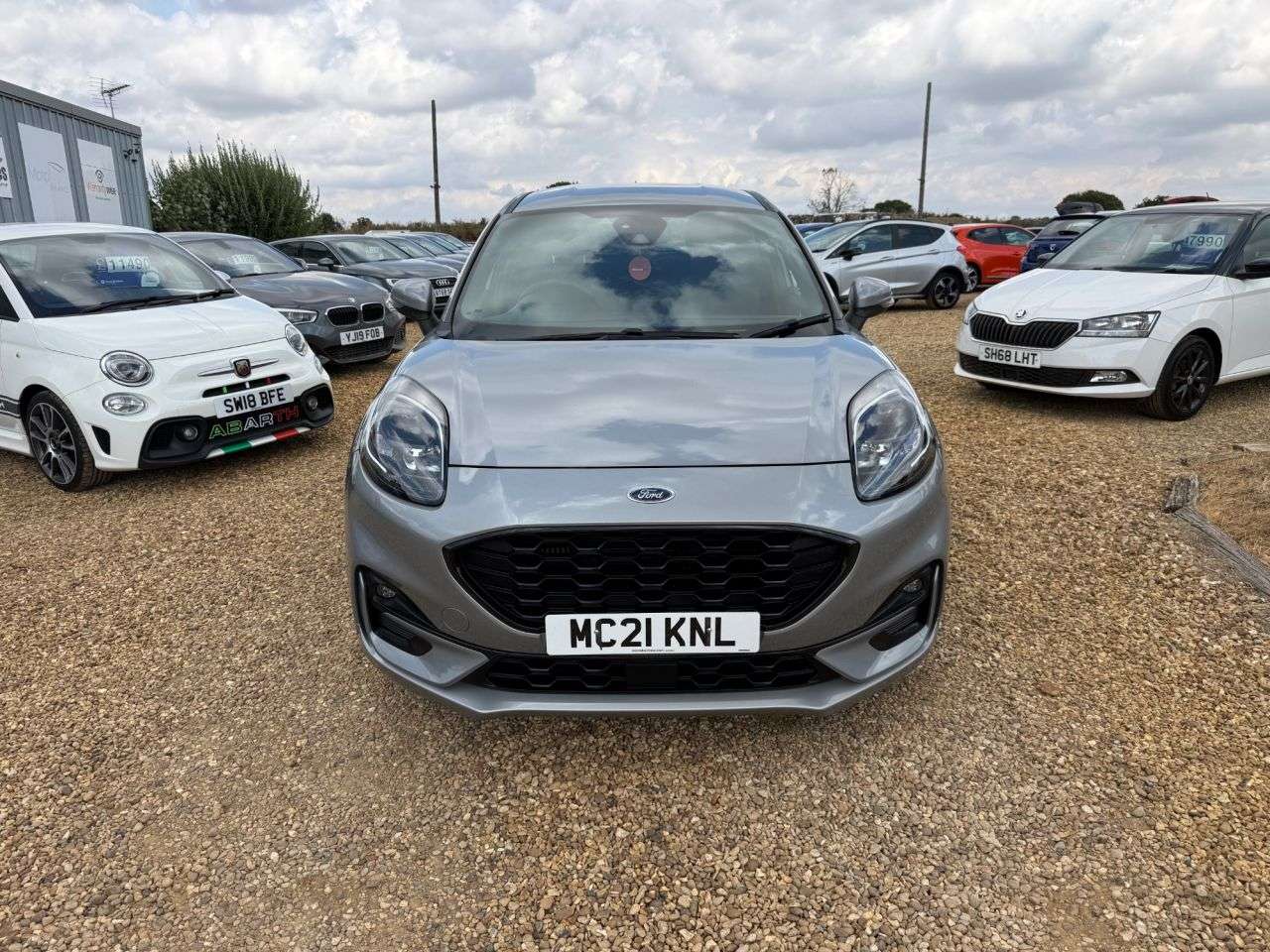A 2021 FORD PUMA 1.0T EcoBoost MHEV ST-Line X SUV 5dr Petrol Manual Euro 6 (s/s) (125 ps) A 2021 FORD PUMA 1.0T EcoBoost MHEV ST-Line X SUV 5dr Petrol Manual Euro 6 (s/s) (125 ps)