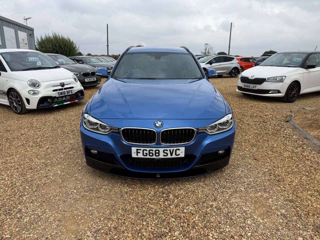 A 2018 BMW 3 SERIES 2.0 320d M Sport Touring 5dr Diesel Auto Euro 6 (s/s) (190 ps) A 2018 BMW 3 SERIES 2.0 320d M Sport Touring 5dr Diesel Auto Euro 6 (s/s) (190 ps)