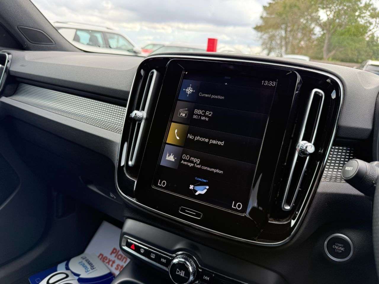 2020 VOLVO XC40 2020 VOLVO XC40