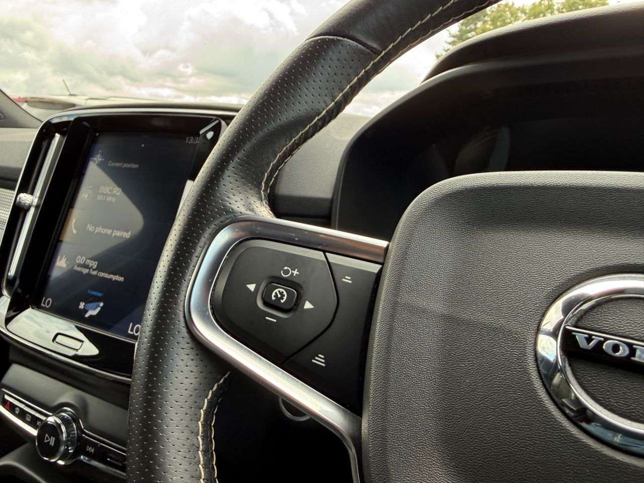 2020 VOLVO XC40 2020 VOLVO XC40