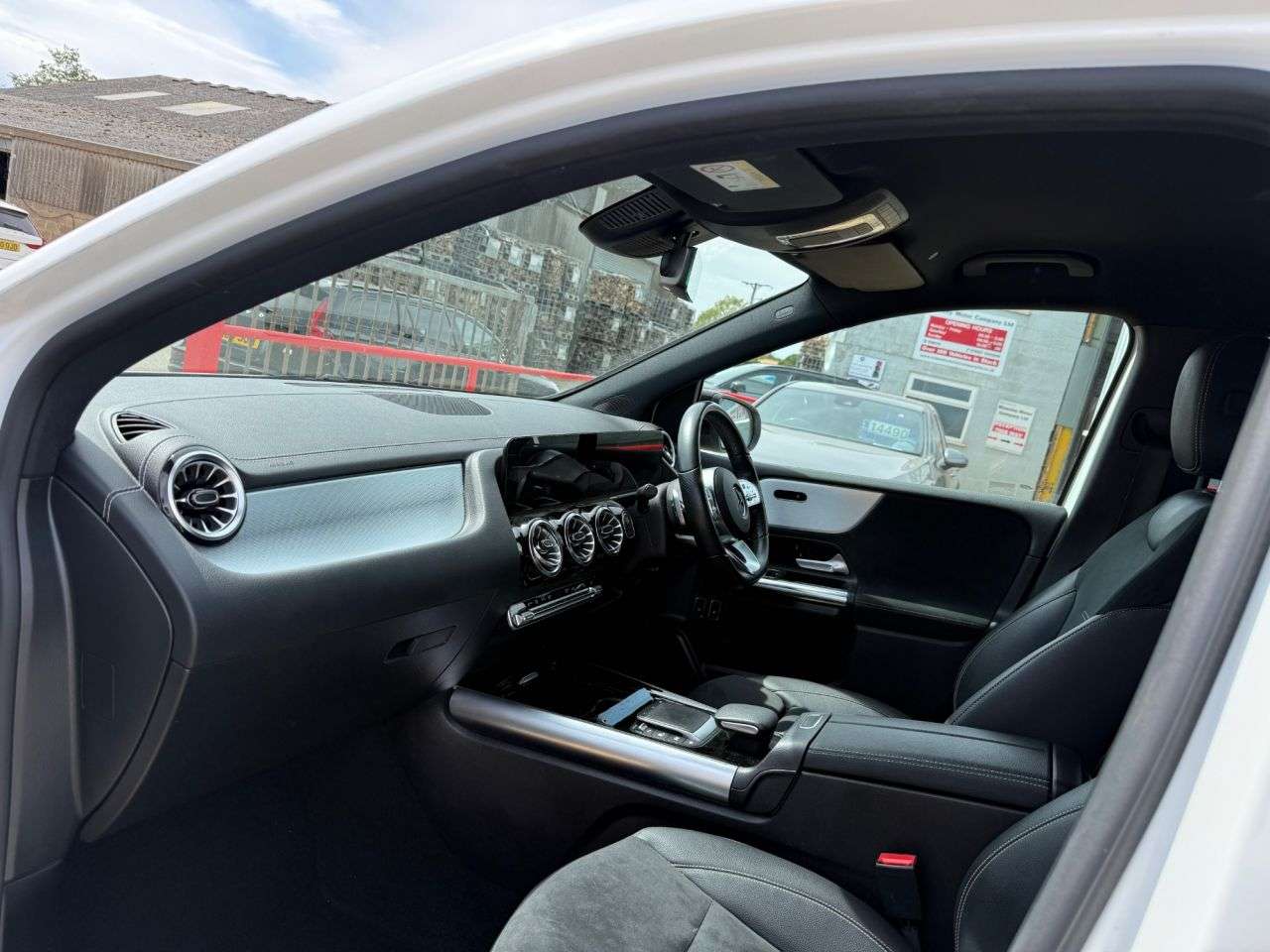 A 2021 MERCEDES-BENZ B CLASS 1.3 B250e 15.6kWh AMG Line Edition (Executive) MPV 5dr Petrol Plug-in Hybri A 2021 MERCEDES-BENZ B CLASS 1.3 B250e 15.6kWh AMG Line Edition (Executive) MPV 5dr Petrol Plug-in Hybri