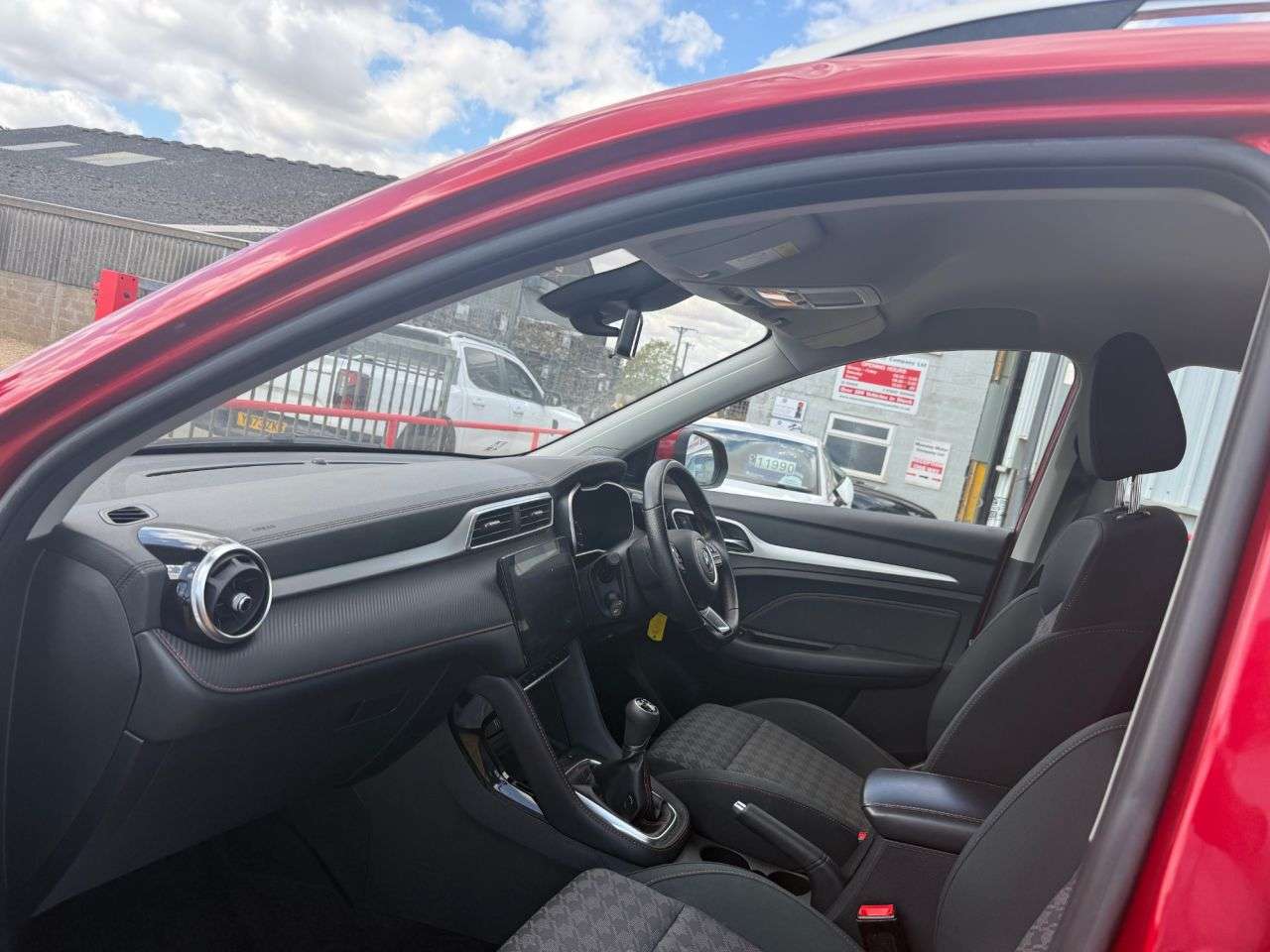 A 2022 MG MG ZS 1.5 VTi-TECH Excite SUV 5dr Petrol Manual Euro 6 (s/s) (106 ps) A 2022 MG MG ZS 1.5 VTi-TECH Excite SUV 5dr Petrol Manual Euro 6 (s/s) (106 ps)